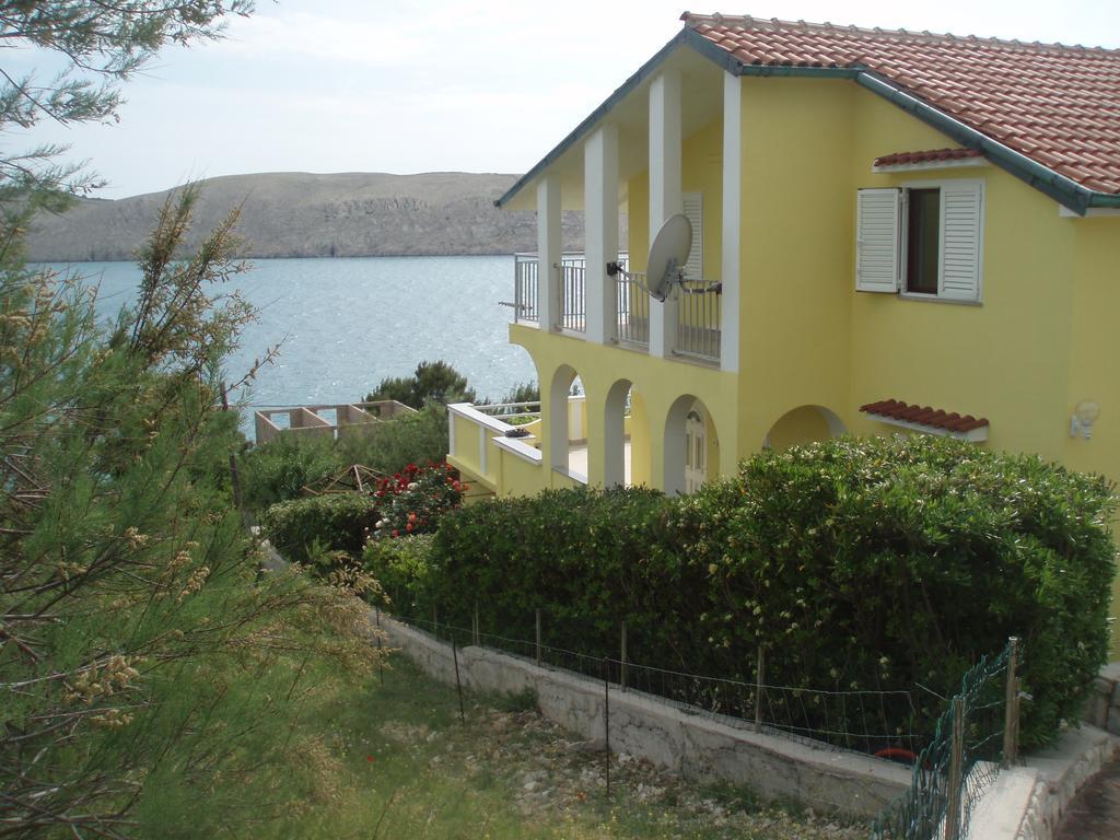 Apartments Roza Miskovici ภายนอก รูปภาพ