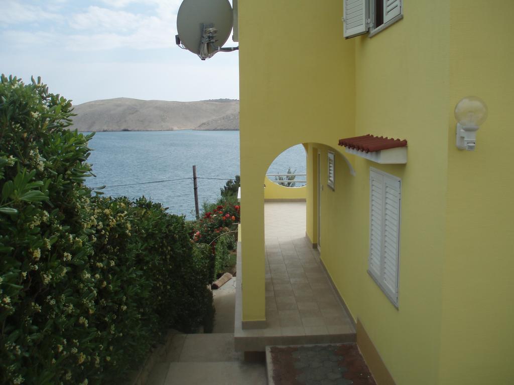 Apartments Roza Miskovici ภายนอก รูปภาพ