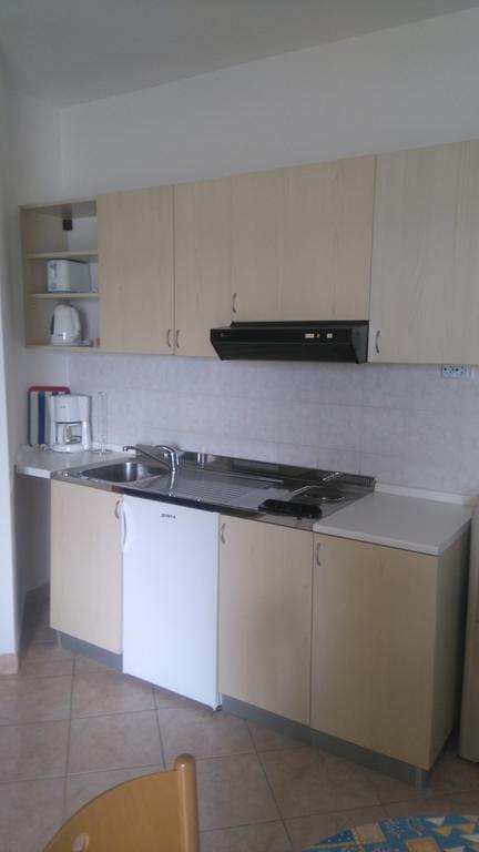 Apartments Roza Miskovici ภายนอก รูปภาพ