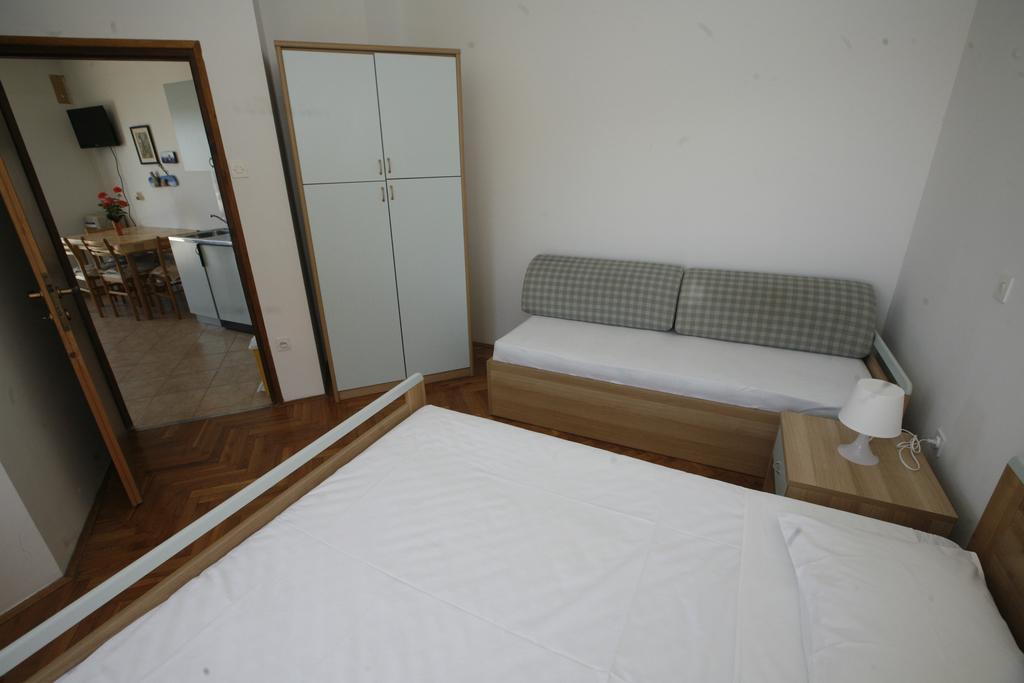 Apartments Roza Miskovici ภายนอก รูปภาพ
