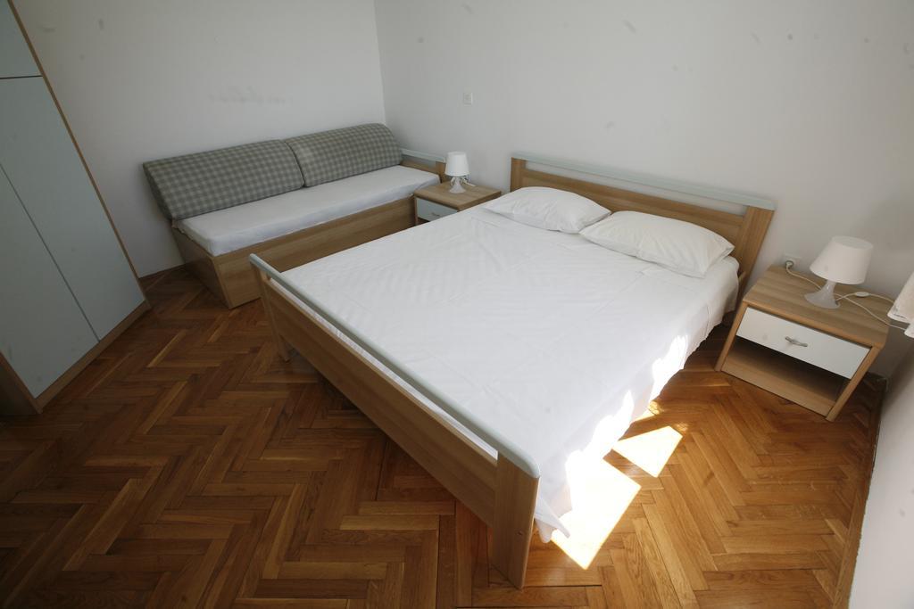 Apartments Roza Miskovici ภายนอก รูปภาพ