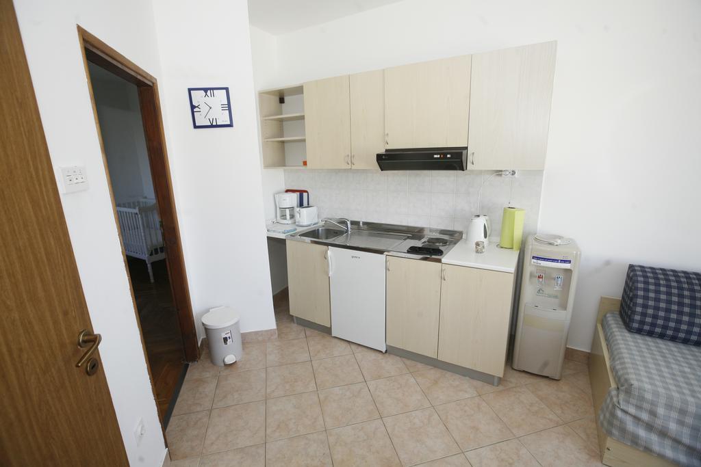 Apartments Roza Miskovici ภายนอก รูปภาพ
