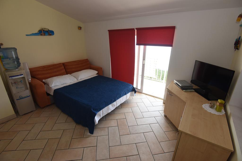 Apartments Roza Miskovici ภายนอก รูปภาพ